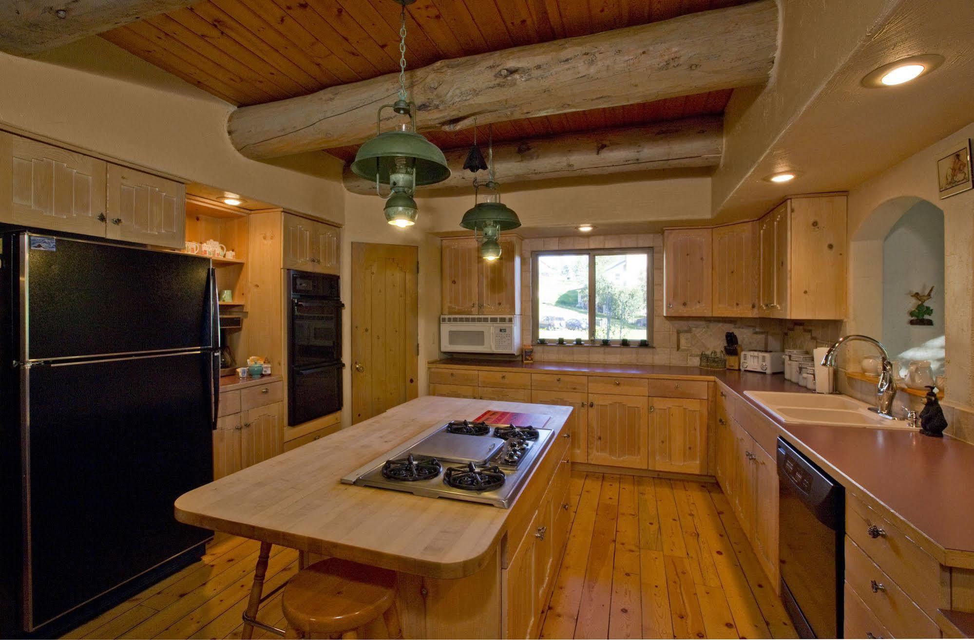 Mariposa Lodge Bed And Breakfast สตีมโบทสปริงส์ ภายนอก รูปภาพ