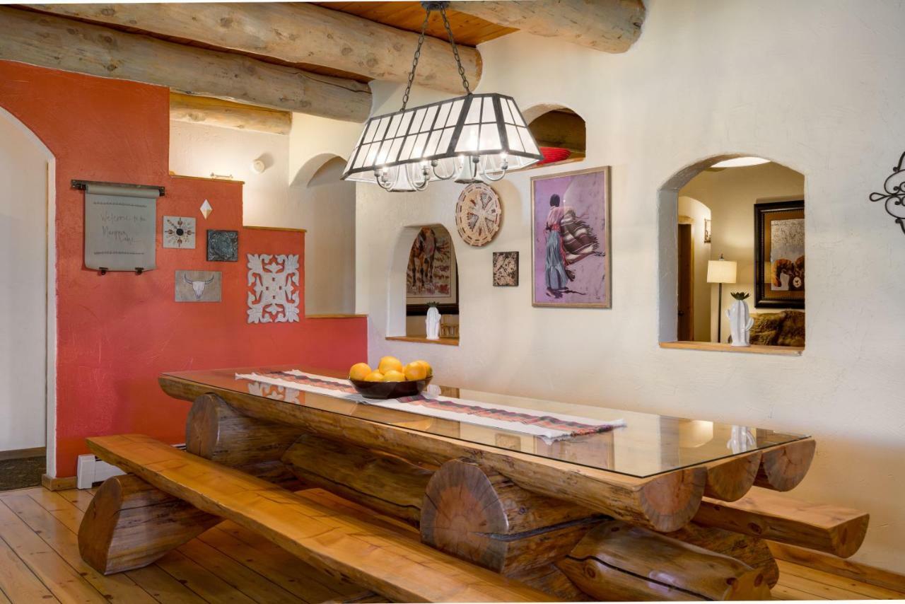 Mariposa Lodge Bed And Breakfast สตีมโบทสปริงส์ ภายนอก รูปภาพ